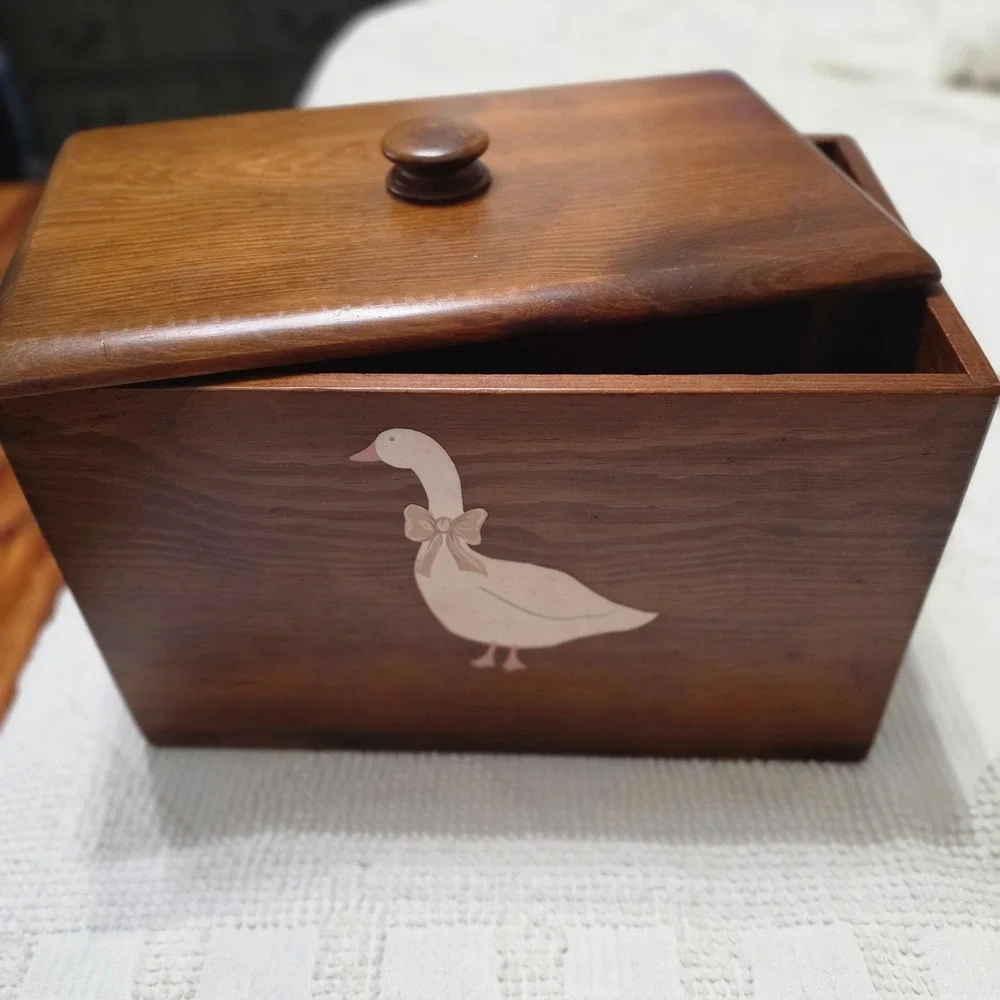 Vintage Double Sided Bread Box Removable Lid Goose Decal Original